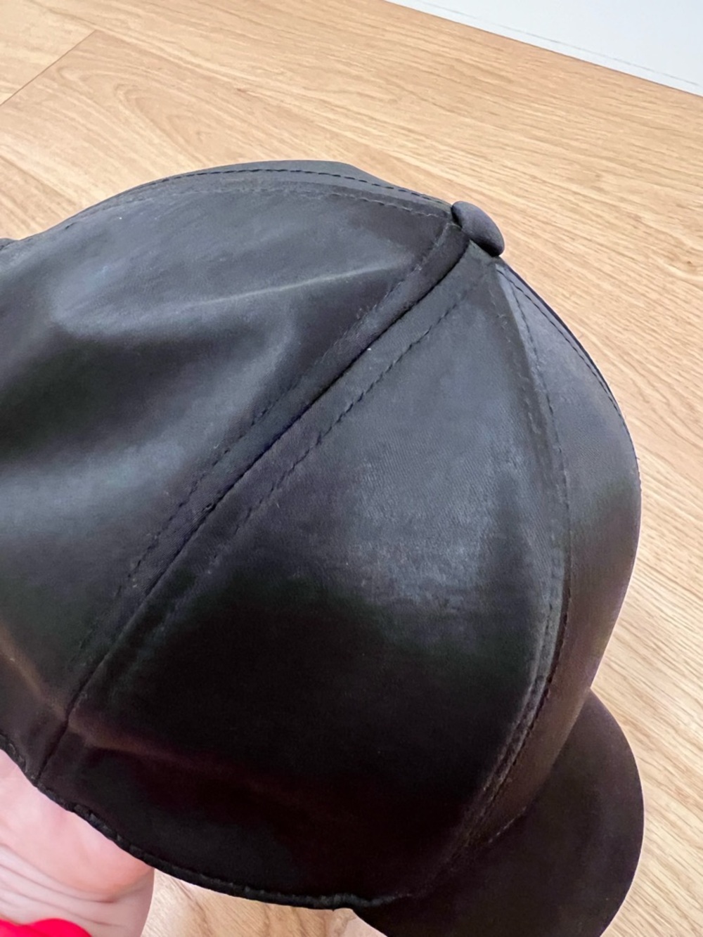 Aritzia Black Satin Structured Baseball Cap - Picture 2 of 6
